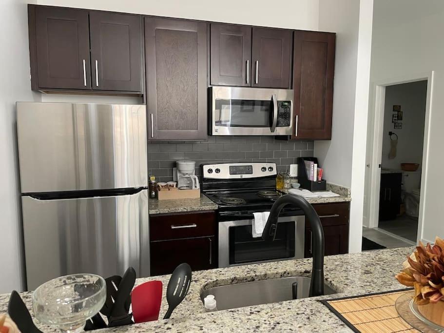 볼티모어 Cozy, High Rise, Large Studio Facing Downtown . 아파트 외부 사진